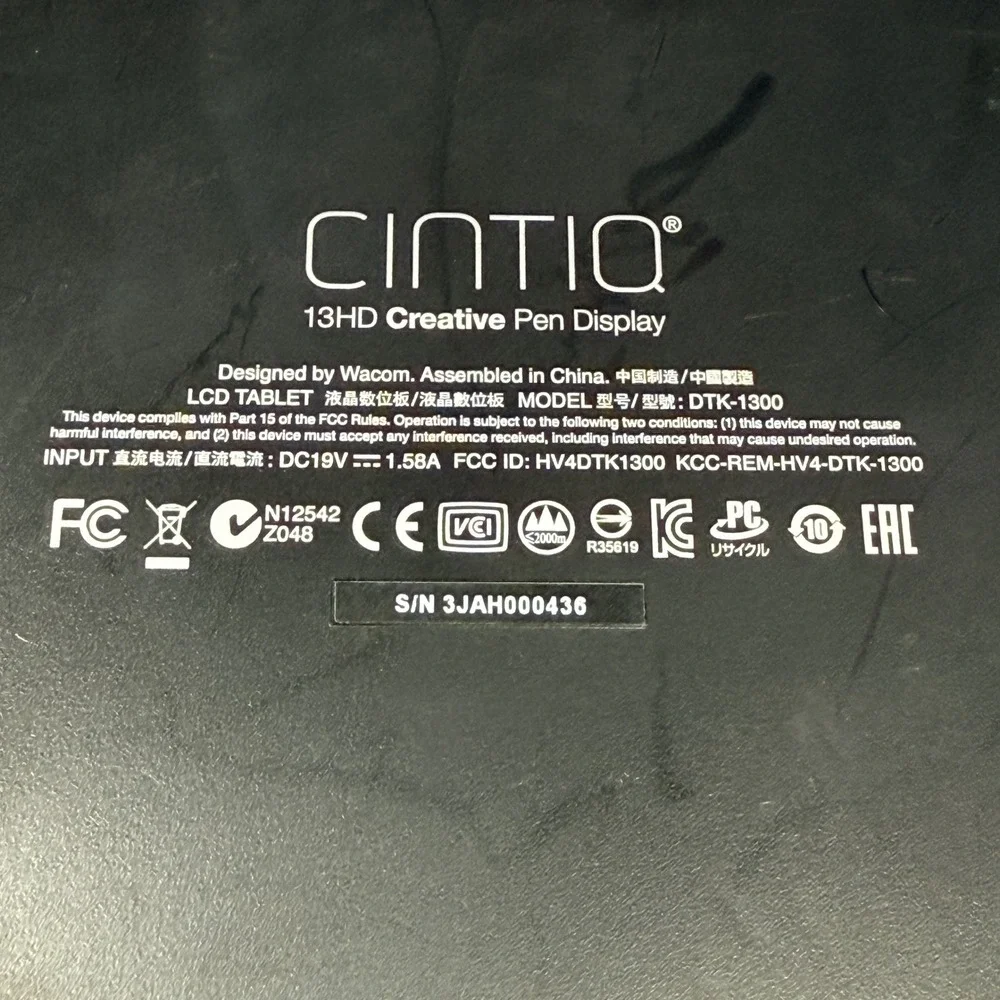 Wacom Cintiq 13HD Creative Pen Display DTK-1300 13in Black Drawing Tablet